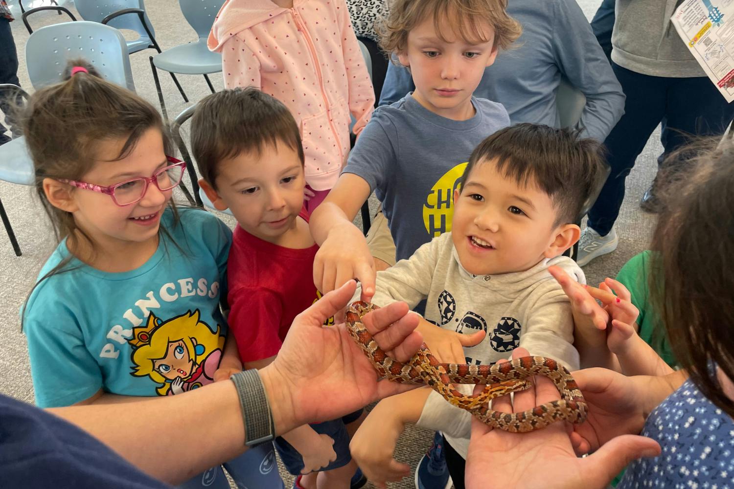 Showing children a snake